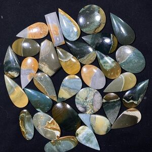 Polyhrome jasper